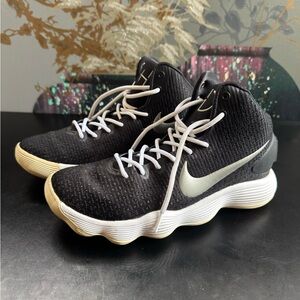 Nike Black and White Athletic Sneakers